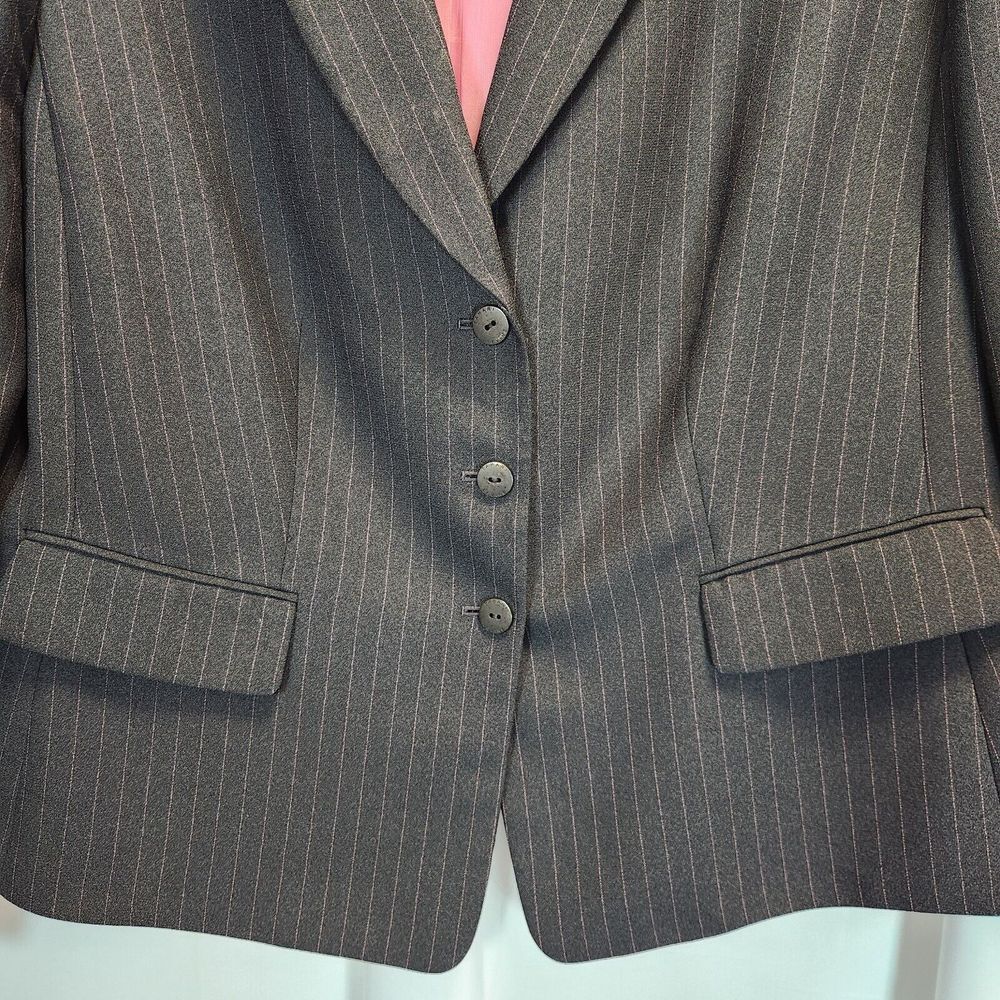Tahari Pinstripe 3-Piece Suit‎ Set Gray Pink Professional Business Attire - Picture 4 of 16